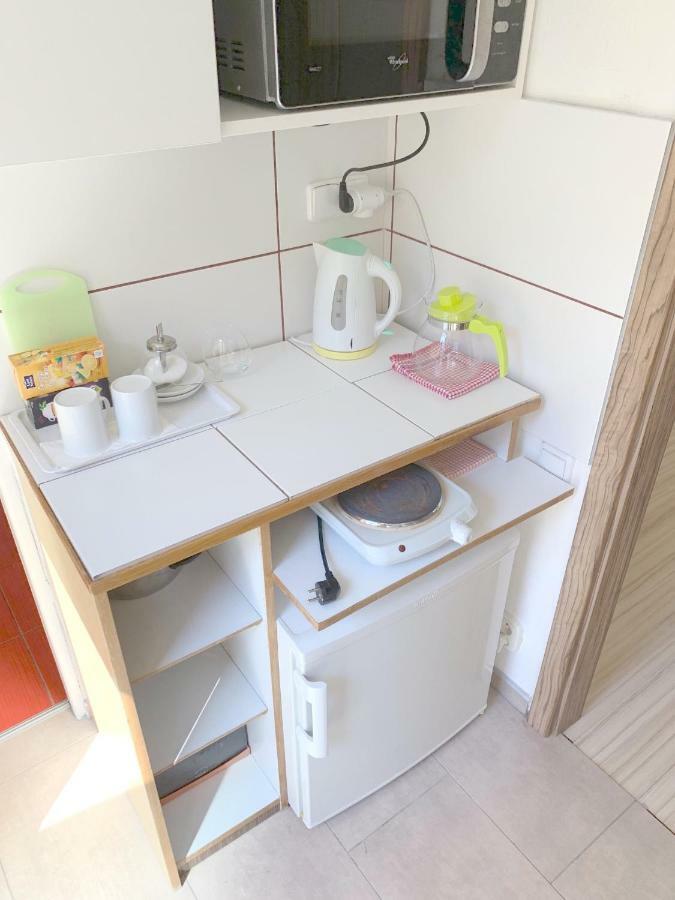 Krasny Apartman U Lesa, Trolejbus Do Centra A Bvv, Parkovani Zdarma Бърно Екстериор снимка